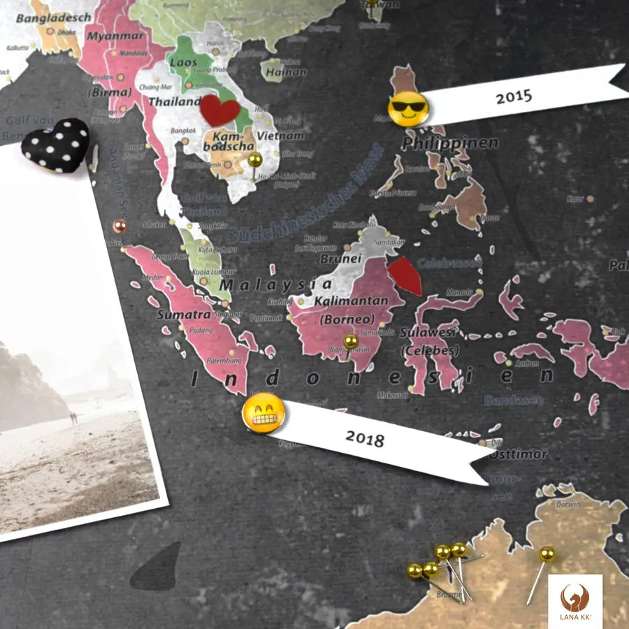 Graphit | Weltkarte als Pinnwand von Lana KK - WELTKARTEN24