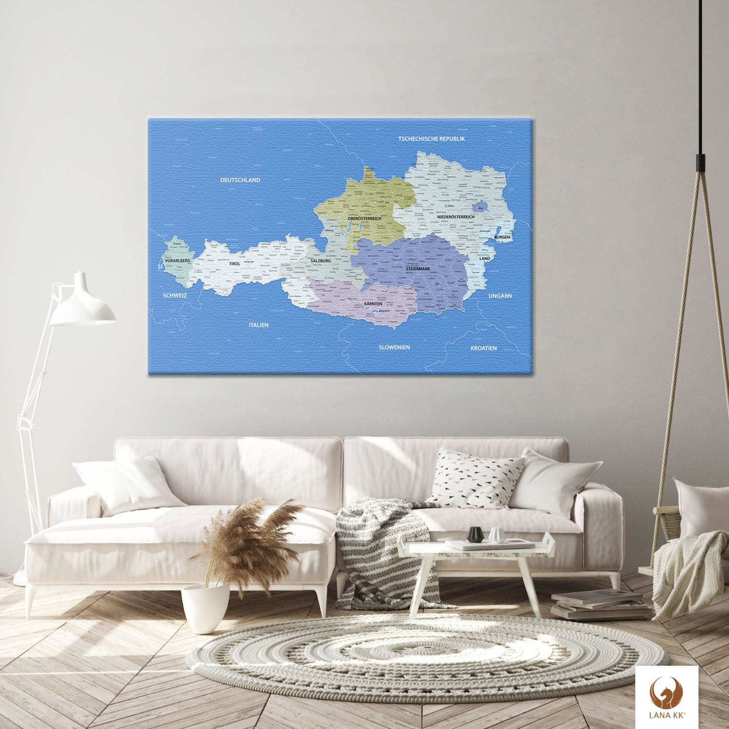 Die Welt als Zentrum Deiner Wohnung. Deine Österreichkarte Hellblau für sich mit ihren ausgewogenen Farben ideal in Dein Wohnkonzept ein.